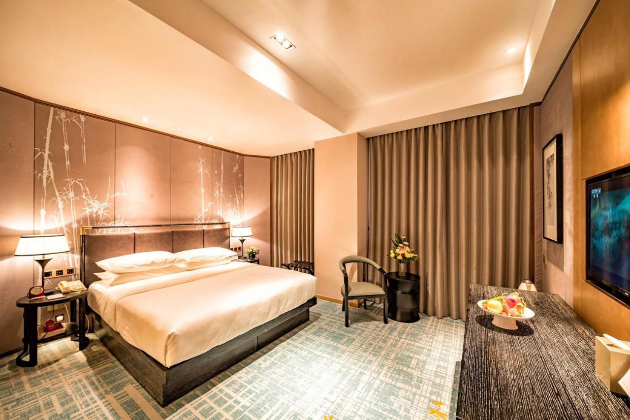 Hotel Courtyard By Marriott Yangzhou Extérieur photo